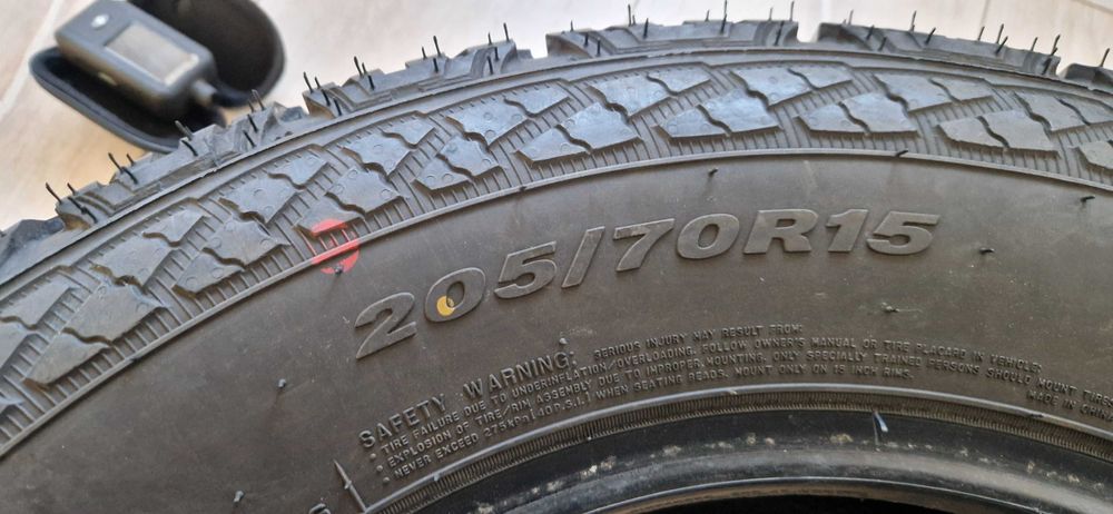 Джипови гуми 205/70/R15 Nexen Roadian AT 4x4