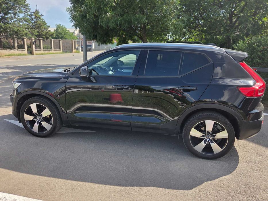 VOLVO XC40 2020 — imagine 3