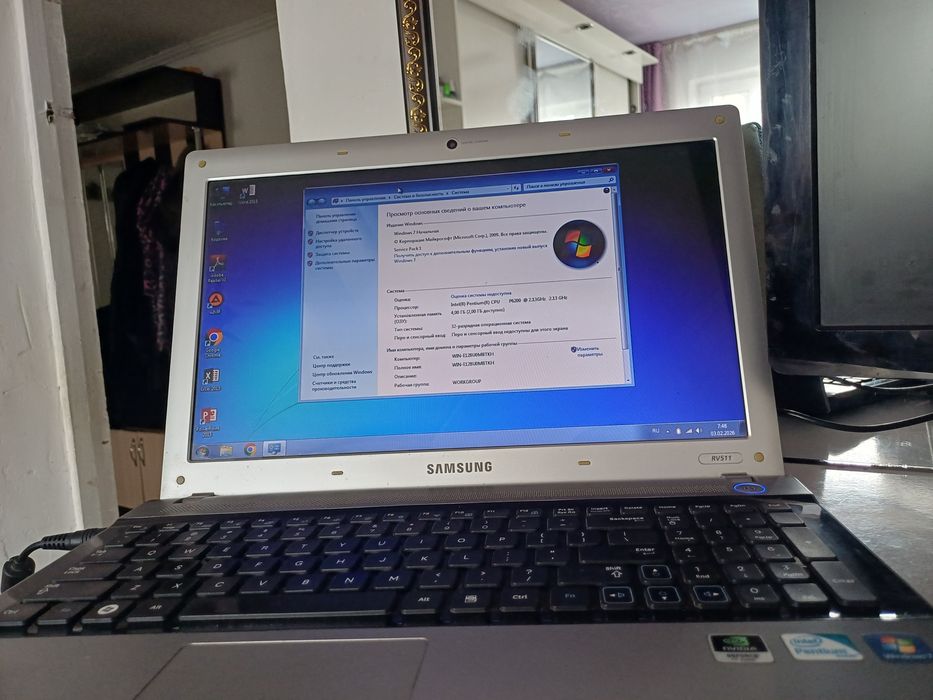 Нутбук SAMSUNG RV511
