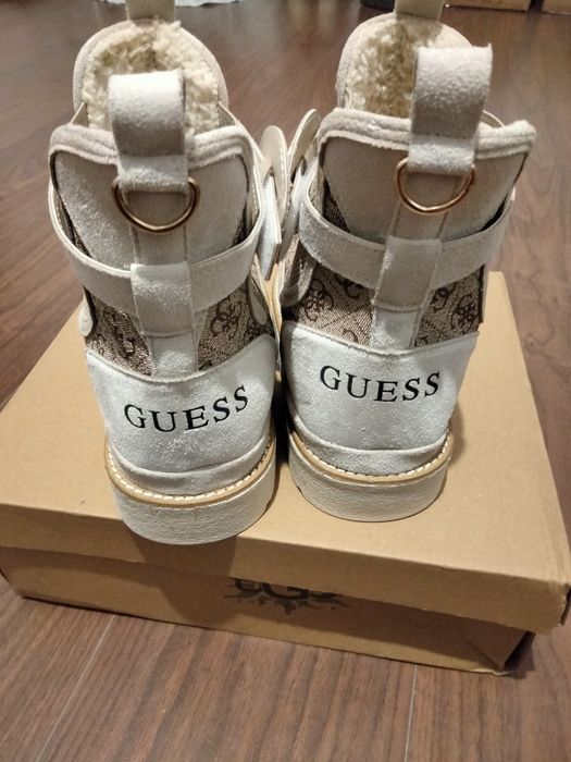 UGG Noi vânzare București