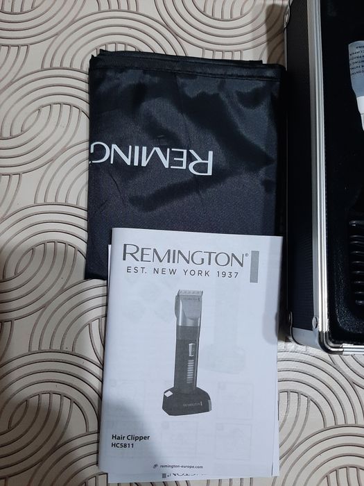 Vând mașină de tuns REMINGTON