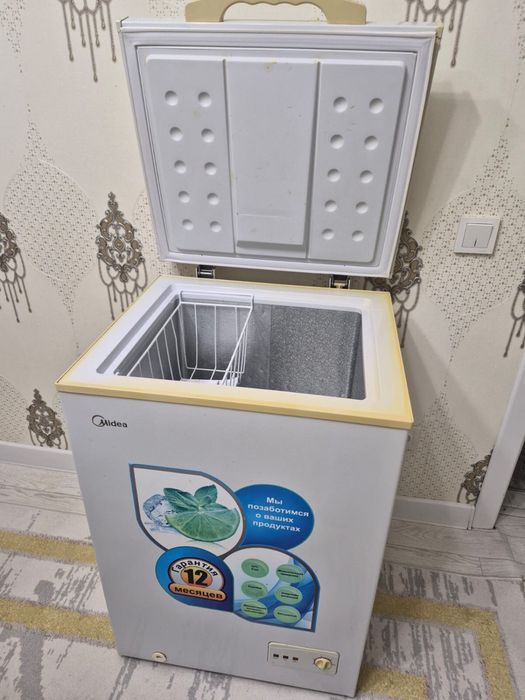 Морозильник Midea