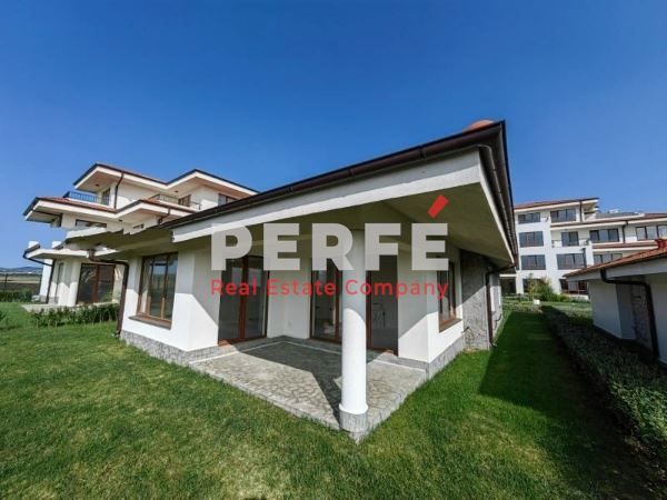 Продава се Къща в Ахелой - 125 кв.м за 2000 €/кв.м - Снимка #8