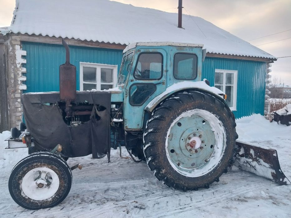 Продам трактор с телегой