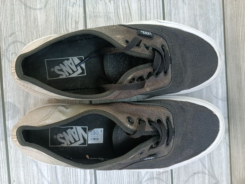 Vans N 38,5 кецове преливащи цветове