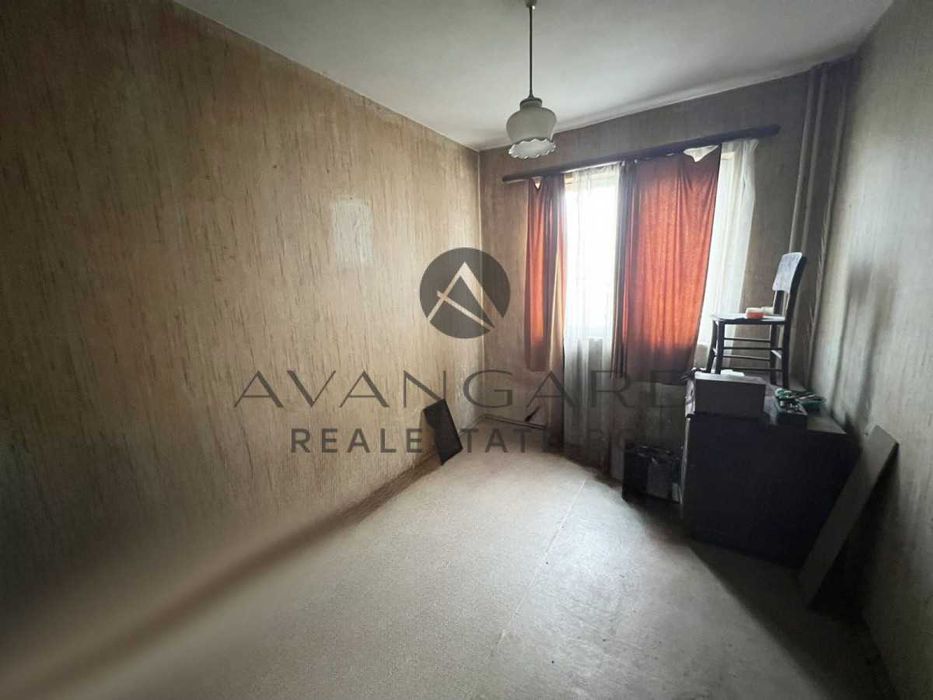 Продава се Тристаен апартамент в Пловдив, Кючук Париж - 68 кв.м за 1515 €/кв.м - Снимка #5