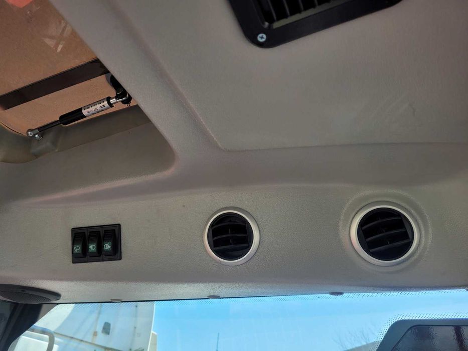 трактор TAVOL  90k.c.