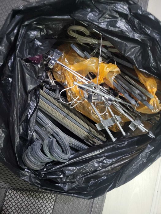 Продаю вешелки для одежде