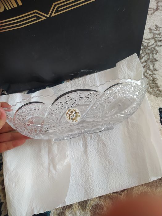 Оригинал Хрусталлар сотилади лотка