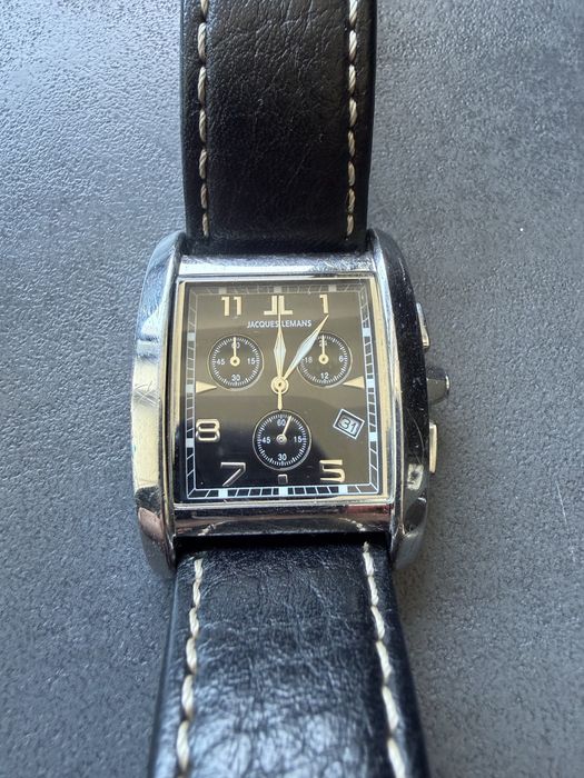 Часовник jacques lemans 1-1152
