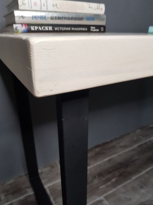 Стол из натурального дерева ЛОФТ