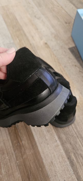 Маратонки с мека подплата