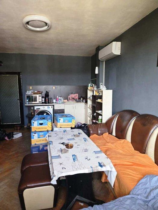 Продава се Тристаен апартамент в Търговище, Център - 60 кв.м за 1190 €/кв.м - Снимка #1