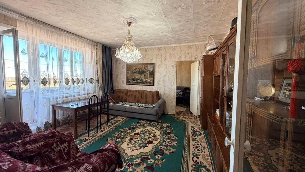 Продам 4 комн на Голубых прудах