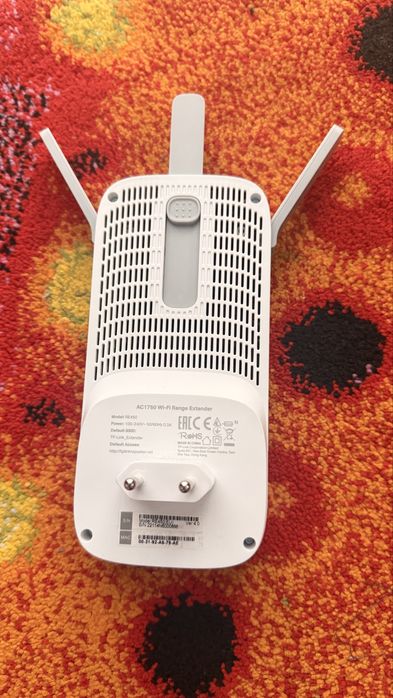 Router TP-LINK Archer C2300 & Range Extender AC1750