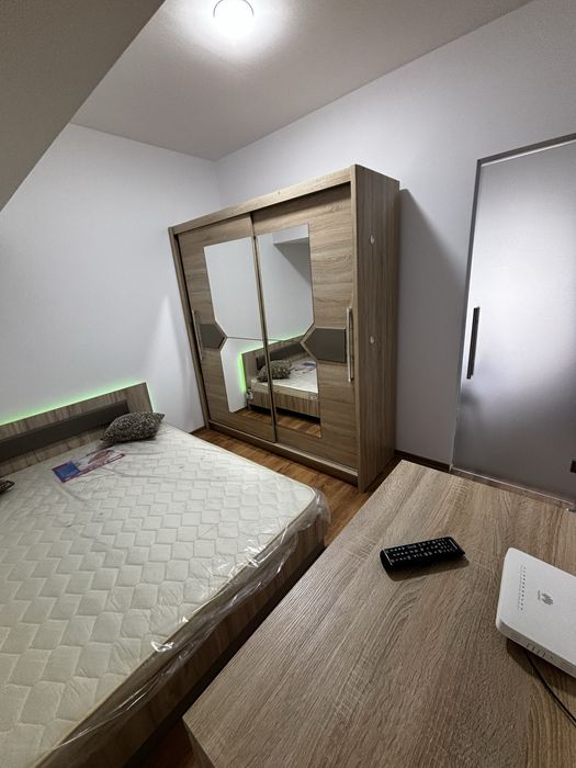 Chirie Iris Apartament 2 camere  si bacatarie living (2 dormitoare)