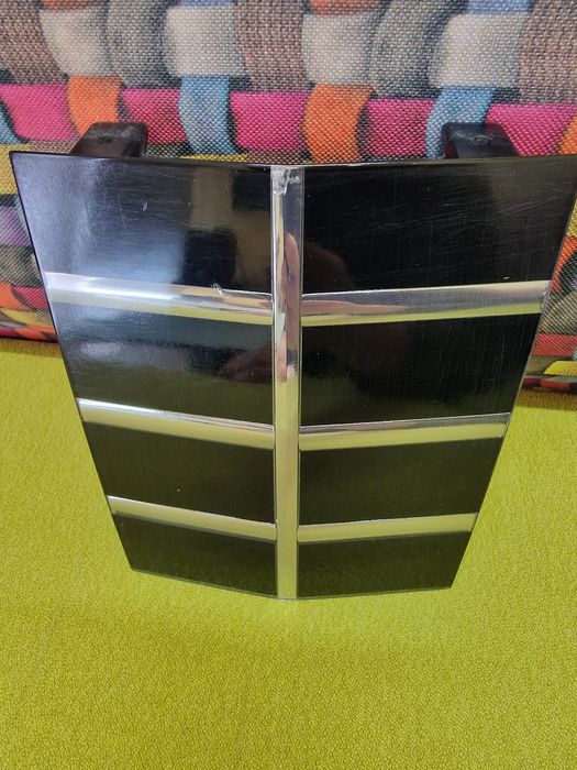 Продавам оригинален Дистроник (капак)w221