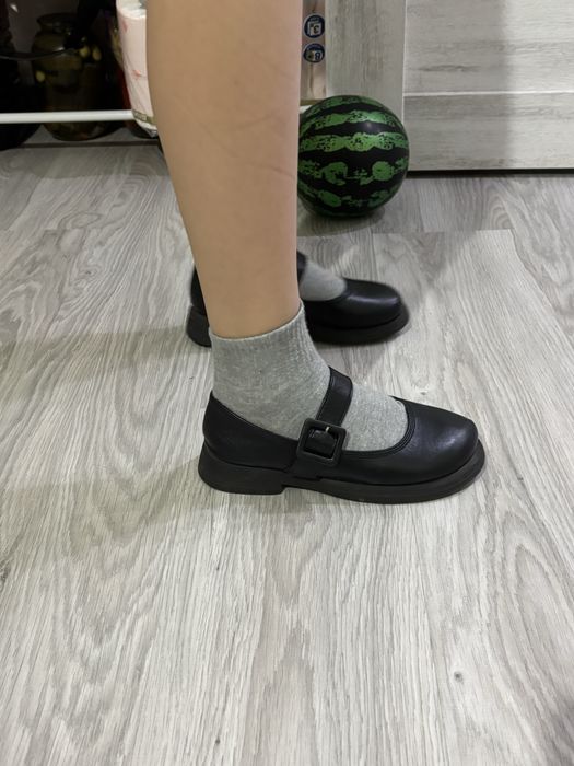 Продам туфли женские