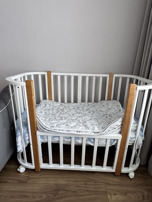 Детская кроватка-трансформер