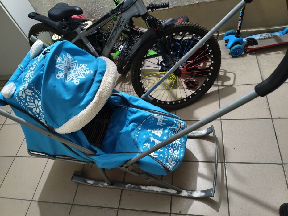 Продам сани 15000