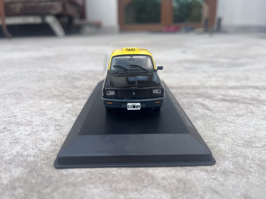 Renault 12 taxi buenos aires 1:43