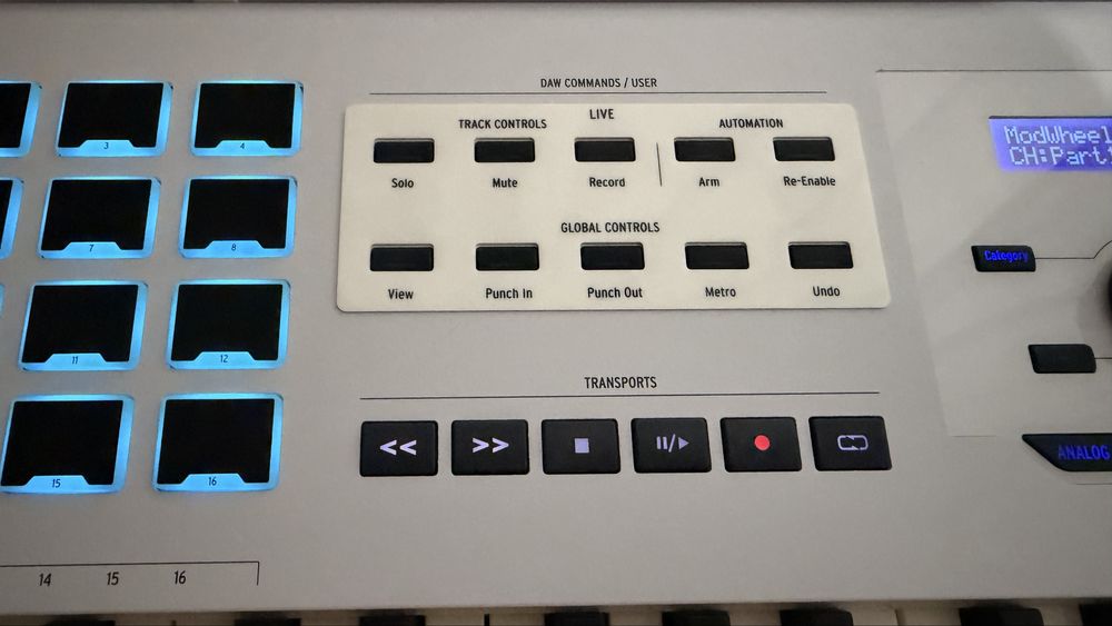 Arturia KeyLab 88 MkII – stare impecabilă + husă Thomann cadou