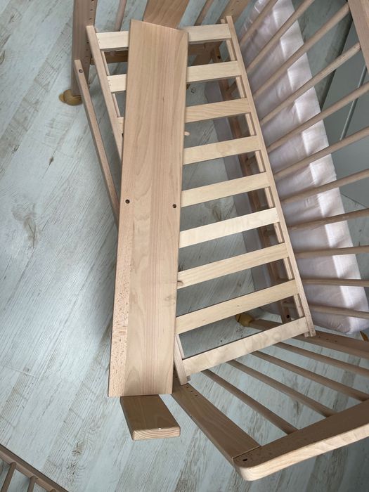 Patut Waldin cu baldachin