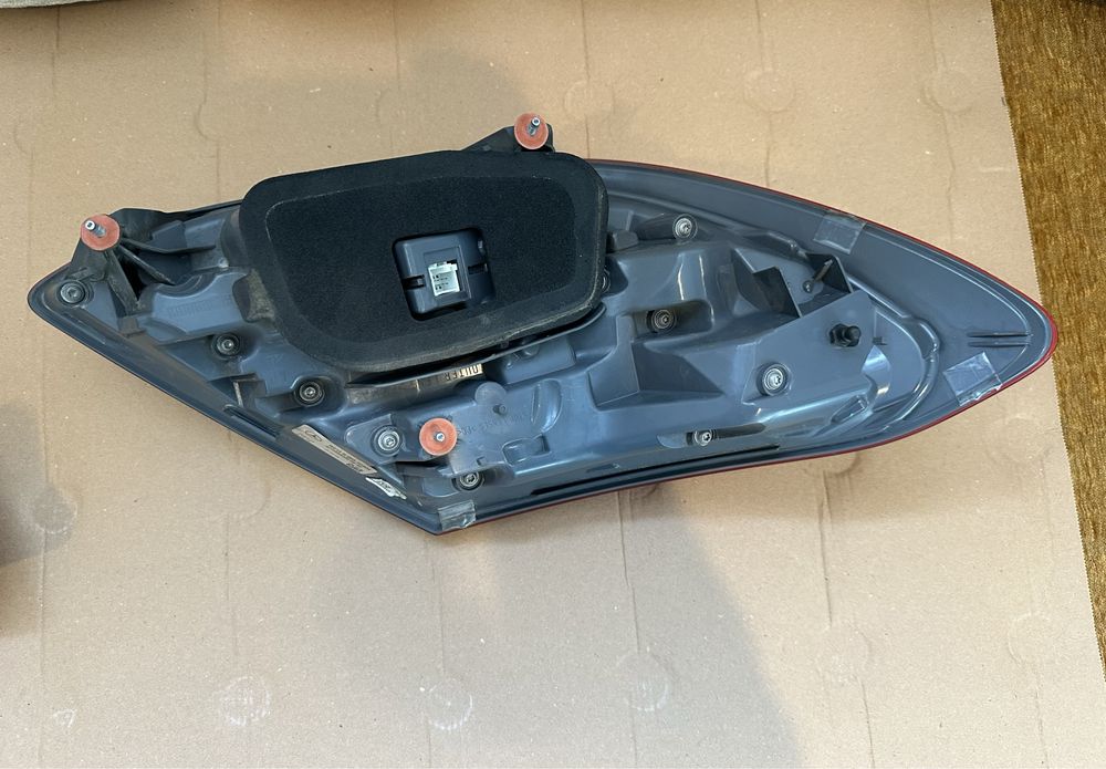 Stopuri, Stop stanga / Stop dreapta Mercedes E Class W213