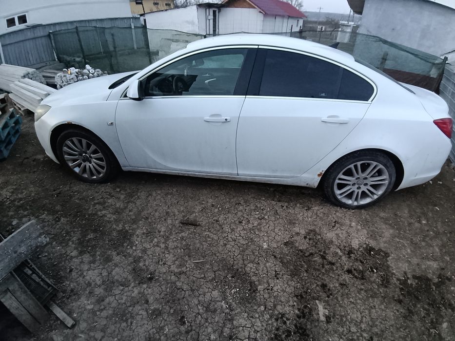 Opel insignia benzina