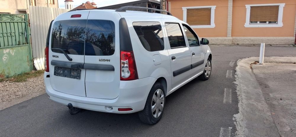 Dacia Logan Mcv 1.6 8 v an 2012 euro 5 recent adusa germania
