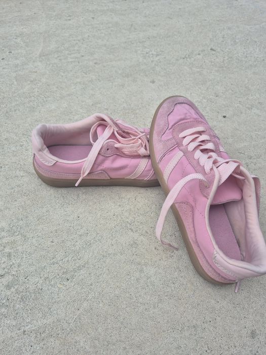 Haine si incaltaminte