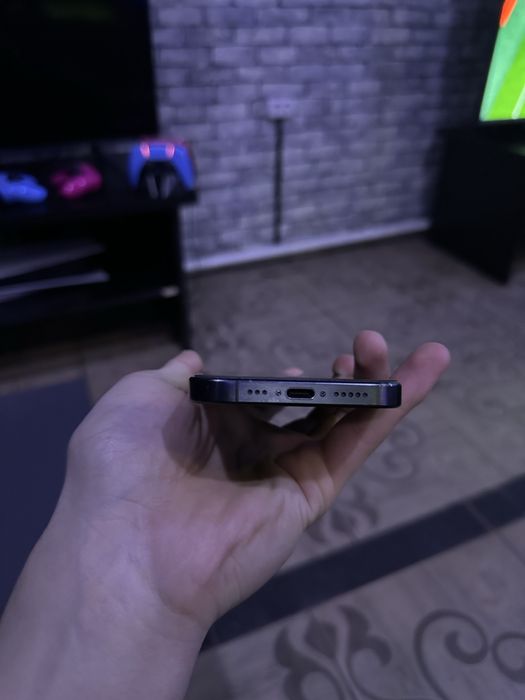 iPhone 15 Pro , 128 гб , черный