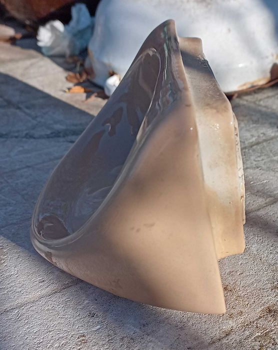 Стара фаянсова сапунерка