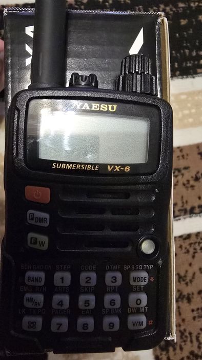 Yaesu vx-6r. Продам