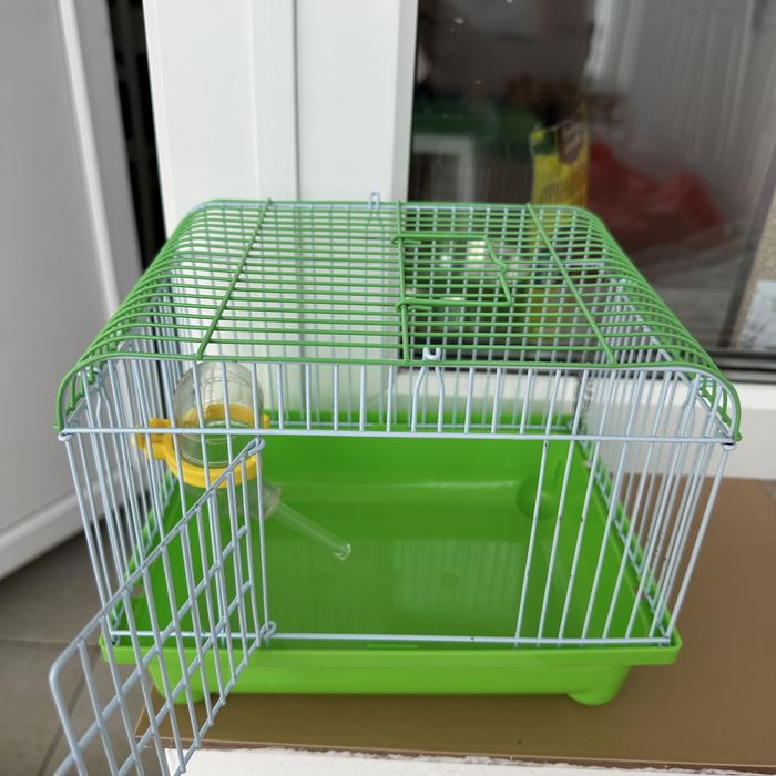 Клетка для хомяка. Новая.