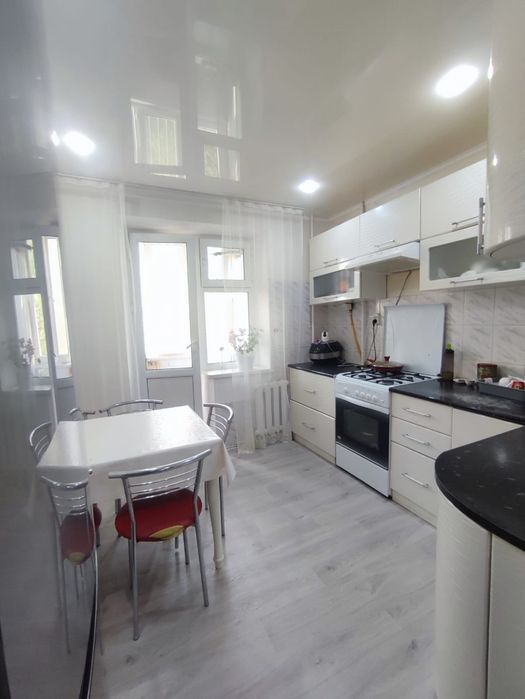 Продам 3х  кв. ком.6мик.