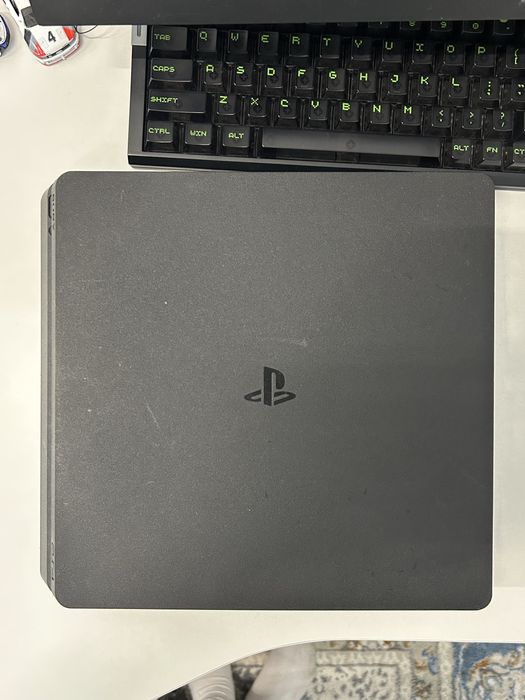 Playstation 4 Slim 1tb