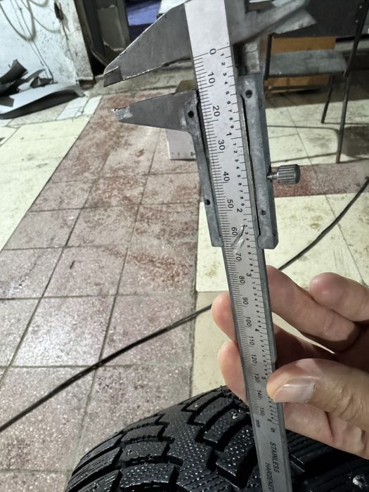 Продам шины на джип