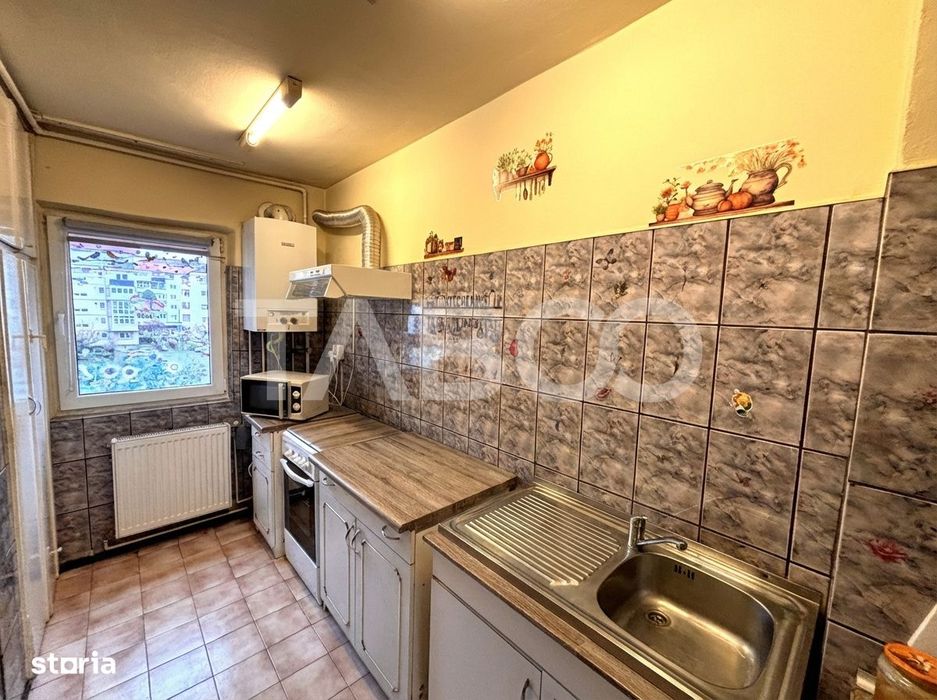 Apartament 3 camere decomandat de vanzare etaj 2   Valea Aurie