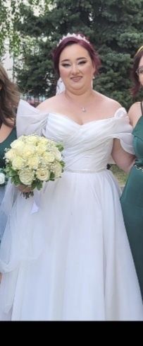 Vand rochie de cununie civila , rochie de cununie religioasa si costum