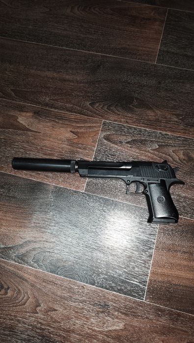 игрушечный пистолет Desert Eagle