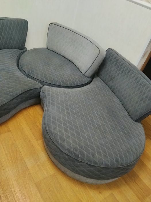 Продам диван не раскладывается