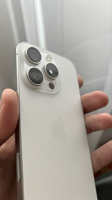 Iphone 16 pro 128GB Белый 93%
