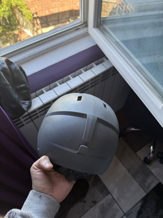 Каска за ски или сноуборд