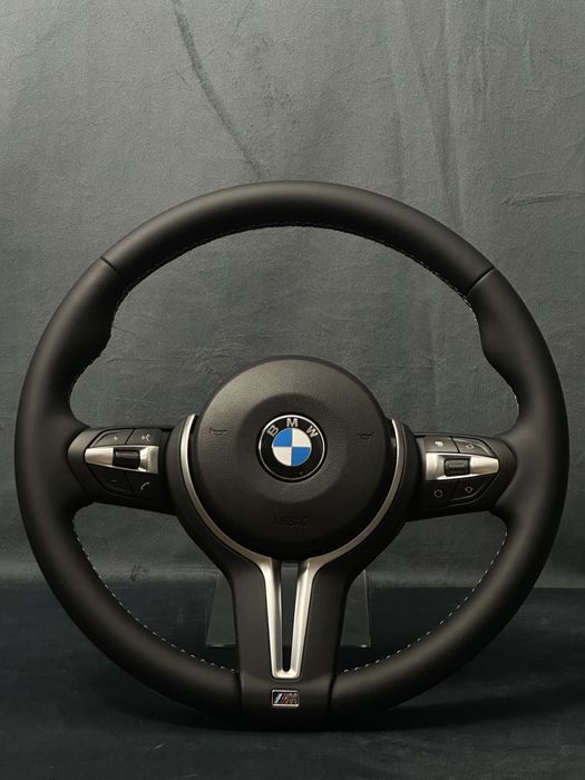 Volan M BMW F style compatibil cu seria E
