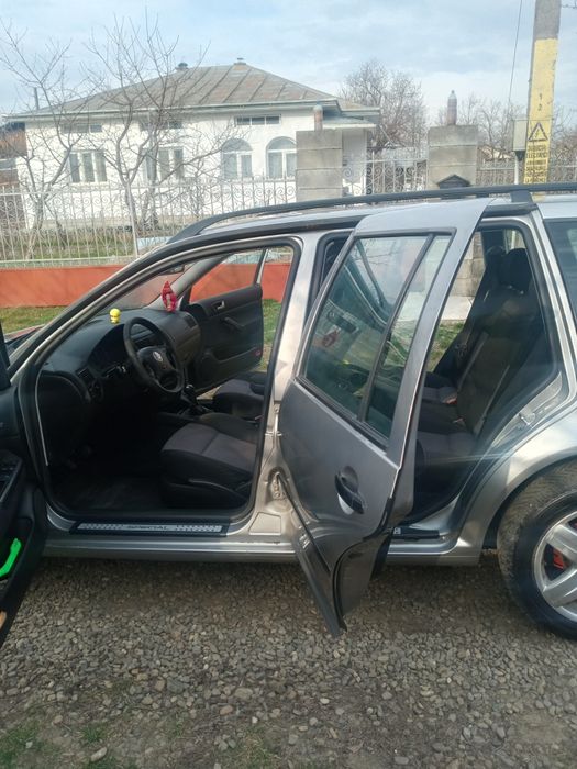 Vând golf 4 an fabricație 2003