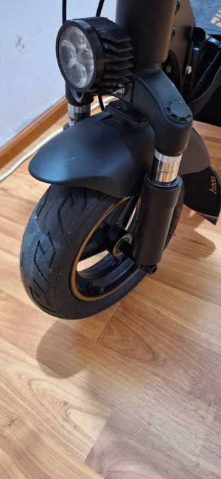 vind trotineta ruptor R1 Lite