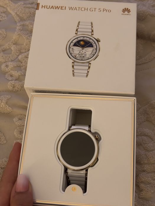 Huawei watch gt 5 pro ceramic