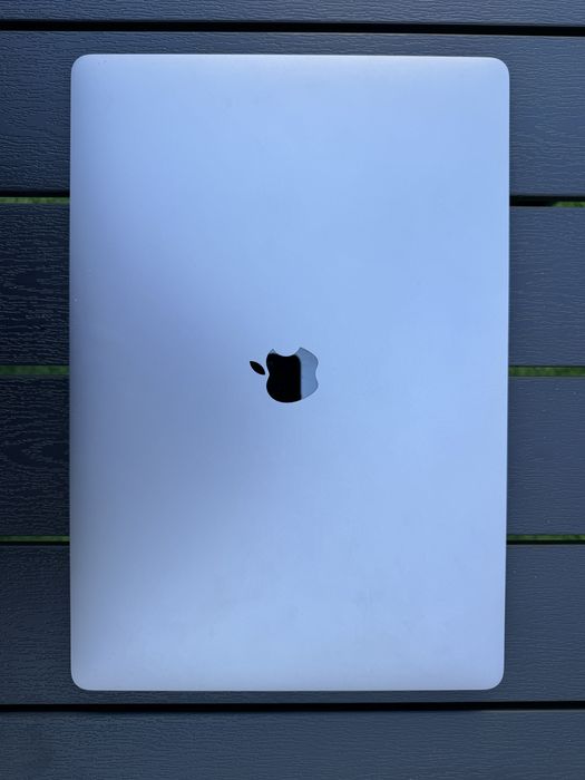 Macbook Pro 16-inch 2019