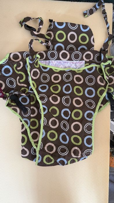 Suport portabil pentru scaun bebe Totseat – compact și practic